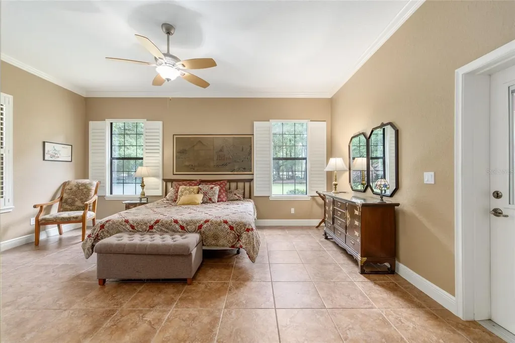 3 Hialeah Drive Ocala FL 34482