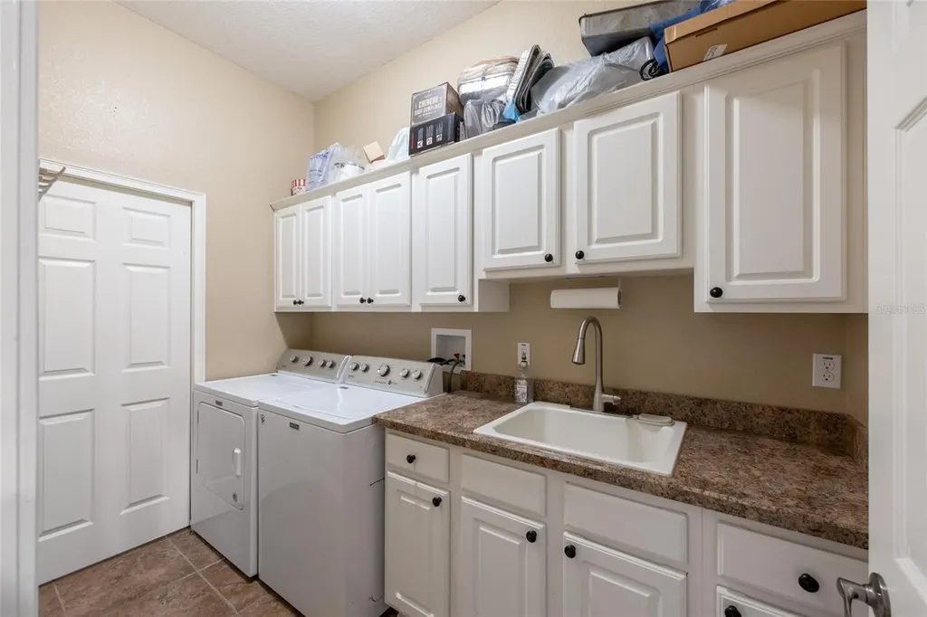 3 Hialeah Drive Ocala FL 34482