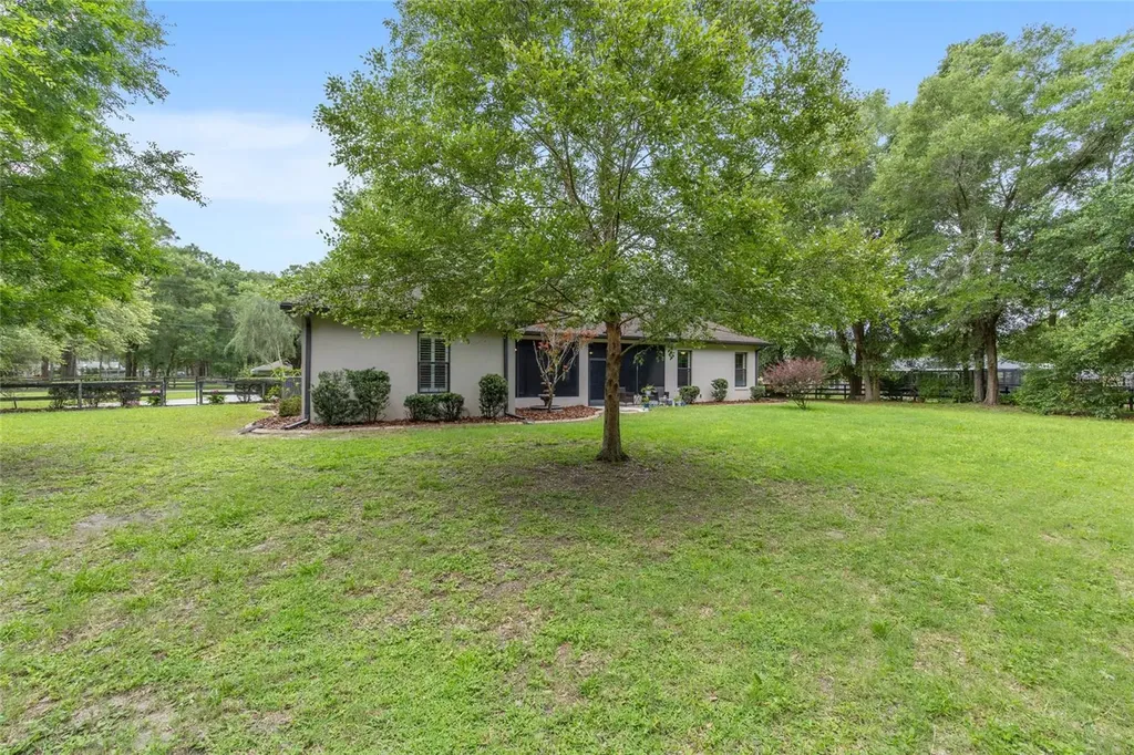 3 Hialeah Drive Ocala FL 34482