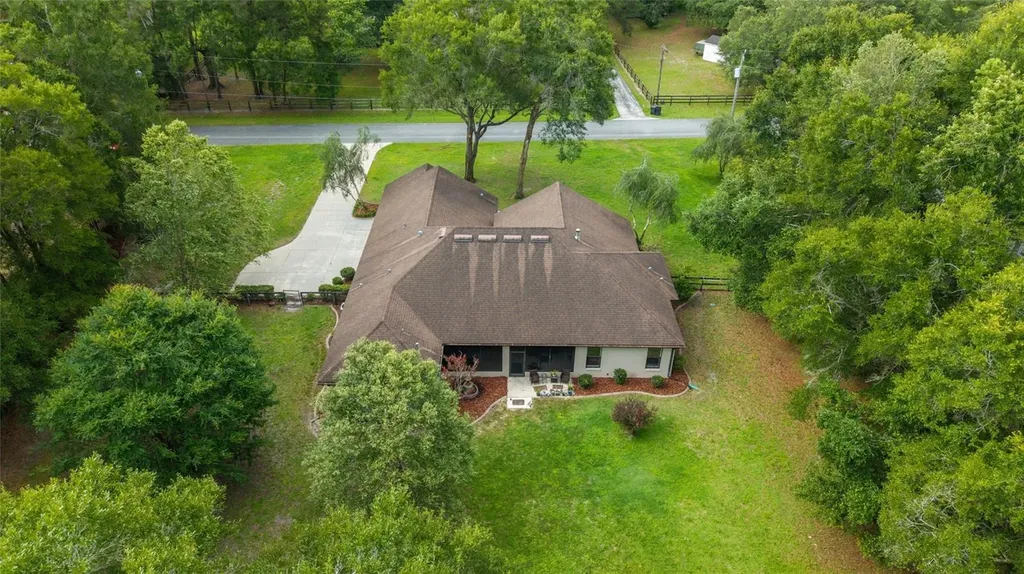 3 Hialeah Drive Ocala FL 34482