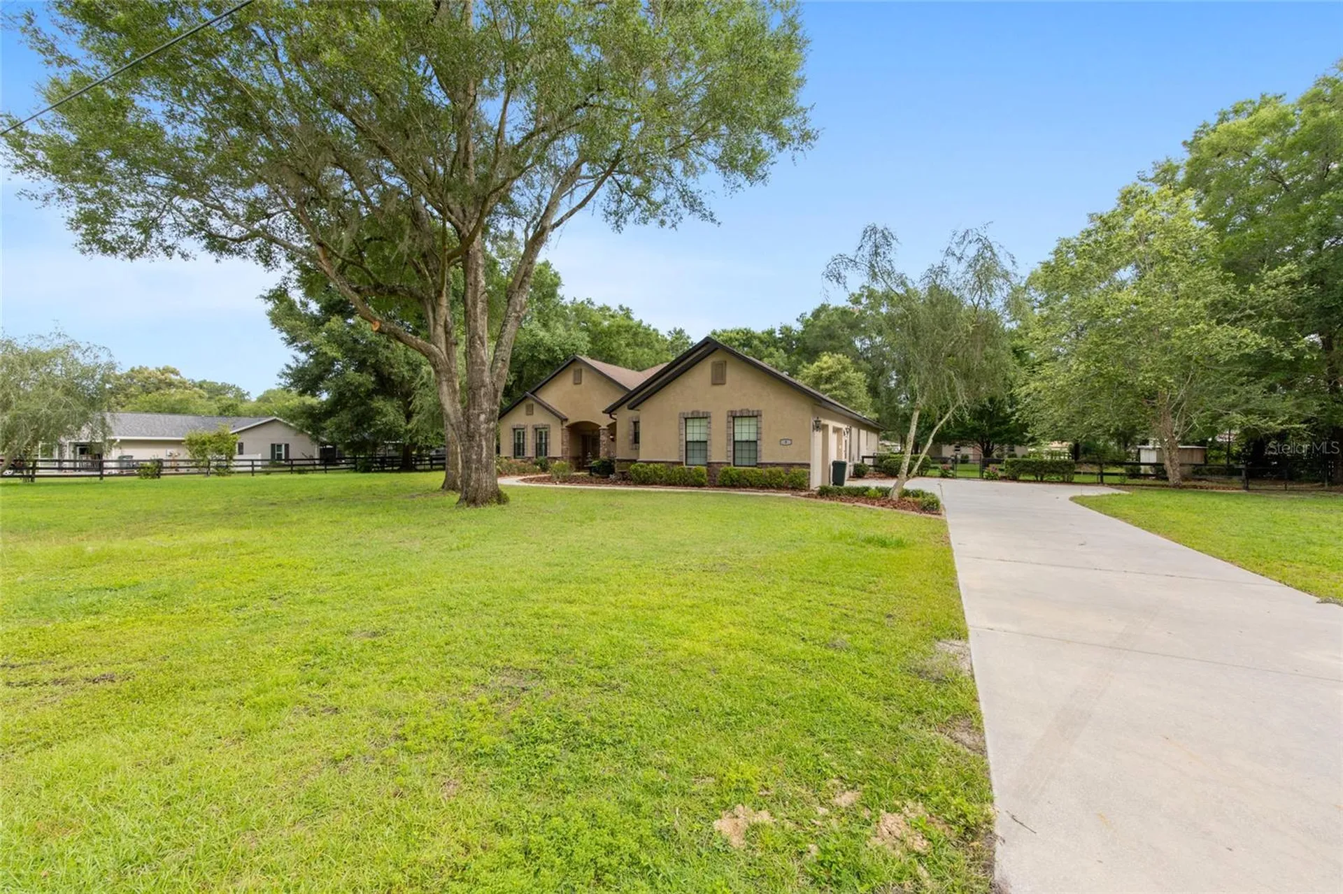 3 Hialeah Drive Ocala FL 34482