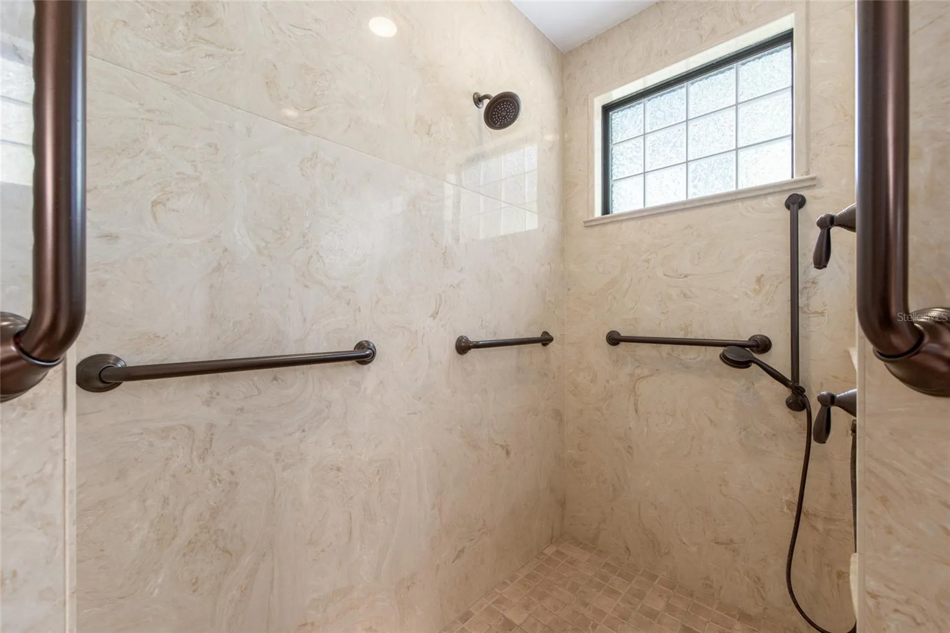 3 Hialeah Drive Ocala FL 34482