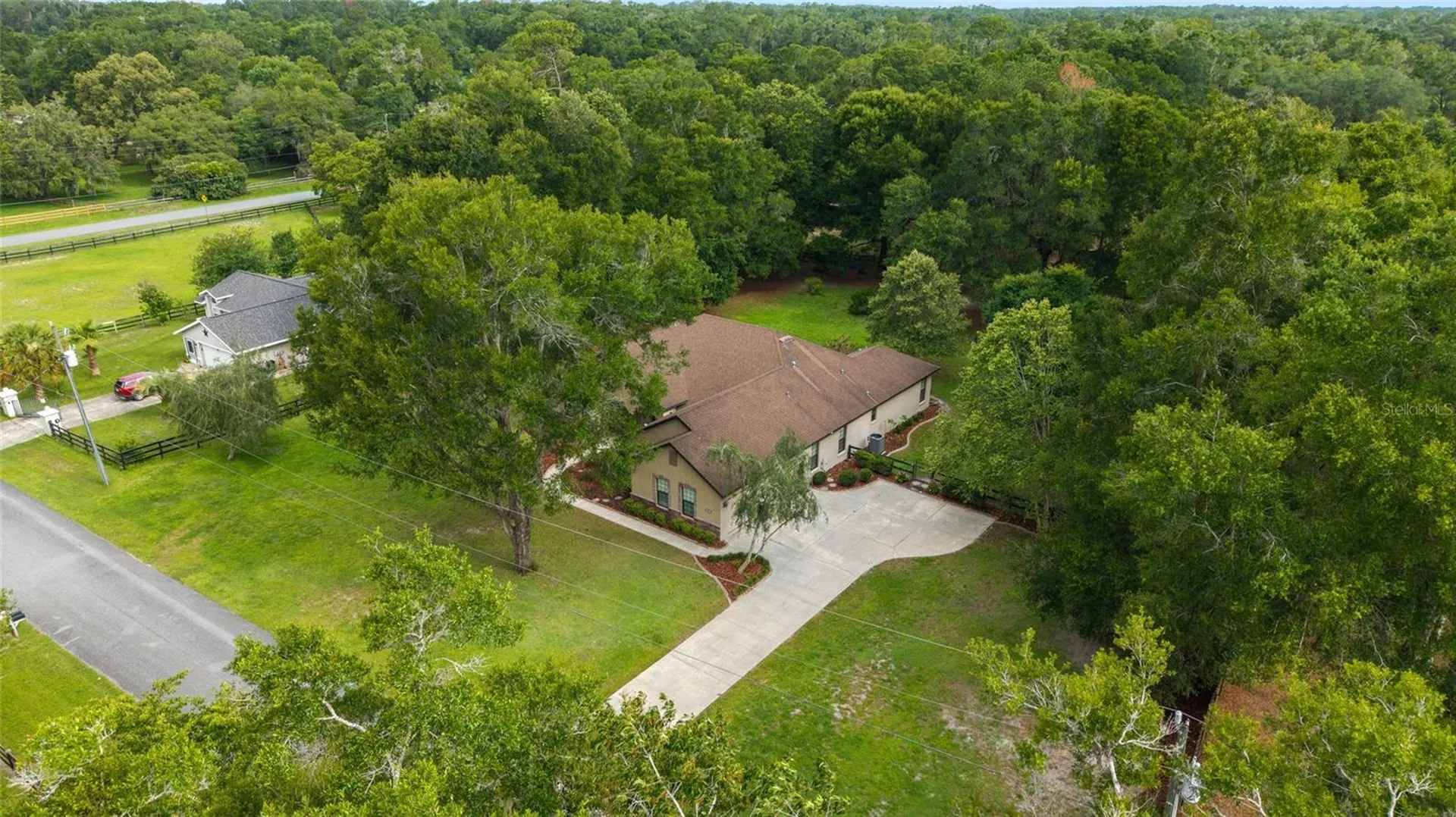 3 Hialeah Drive Ocala FL 34482