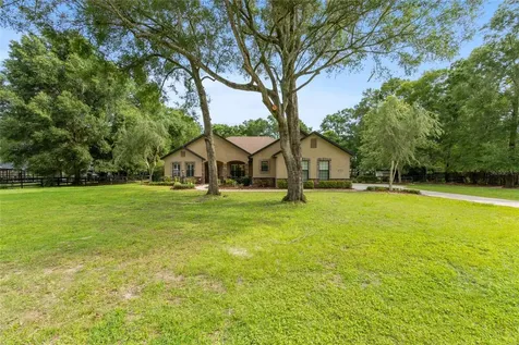 3 Hialeah Drive Ocala FL 34482