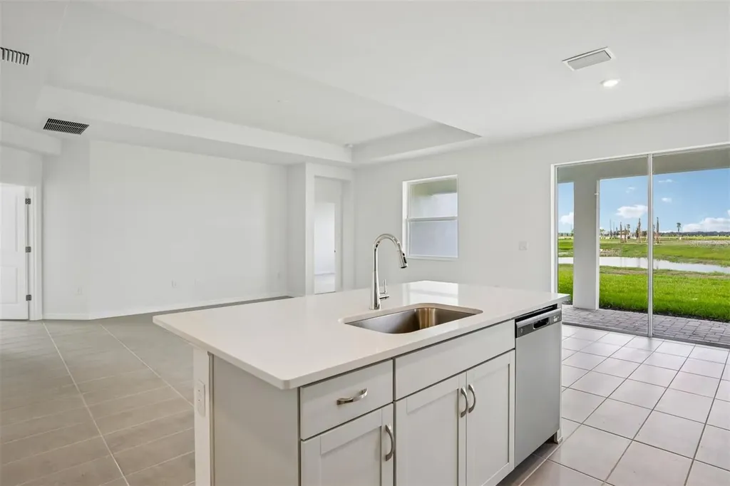 8725 Canard Cove Palmetto FL 34221