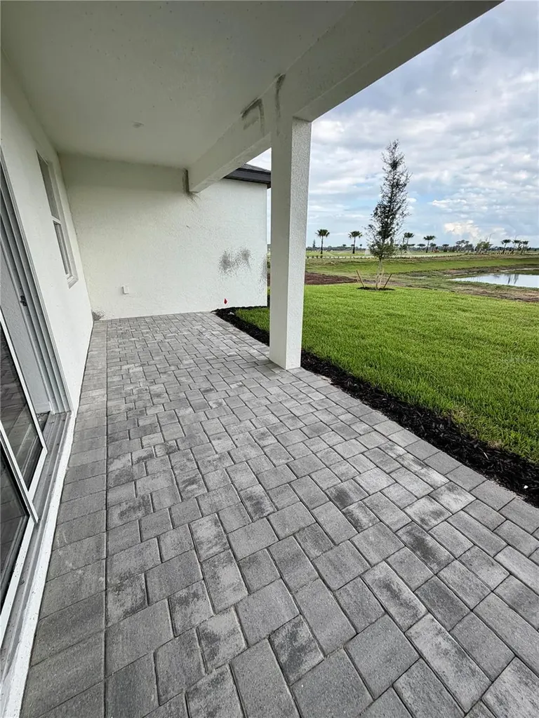 8725 Canard Cove Palmetto FL 34221