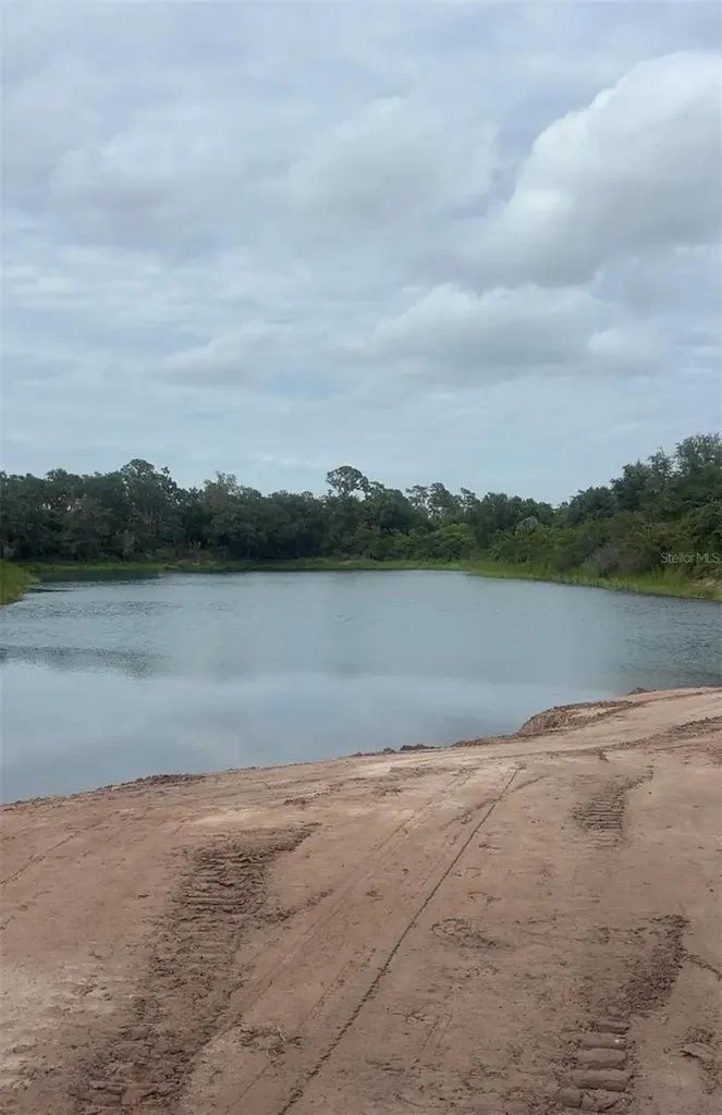 8725 Canard Cove Palmetto FL 34221