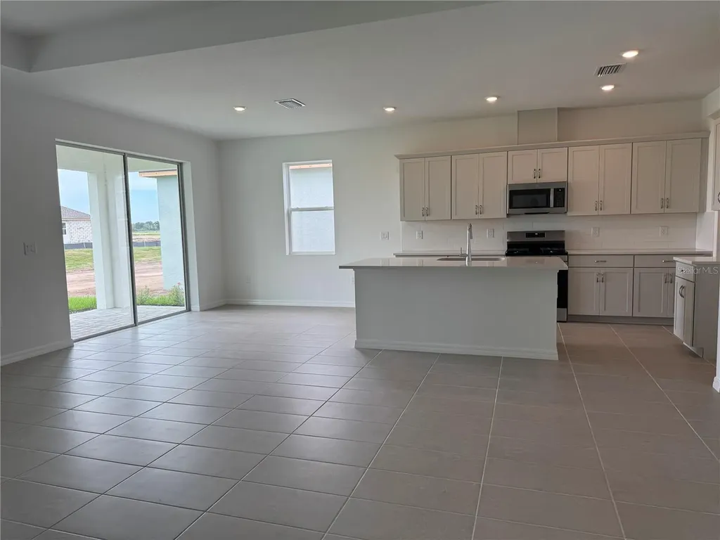 8725 Canard Cove Palmetto FL 34221