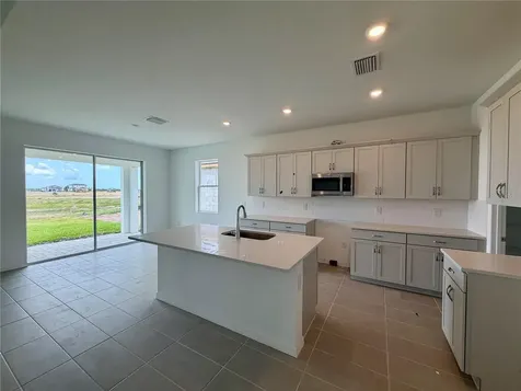 8725 Canard Cove Palmetto FL 34221