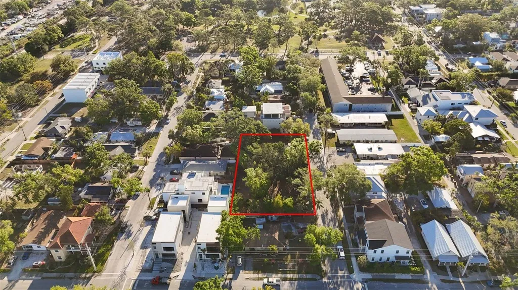 1743 8th Street Sarasota FL 34236
