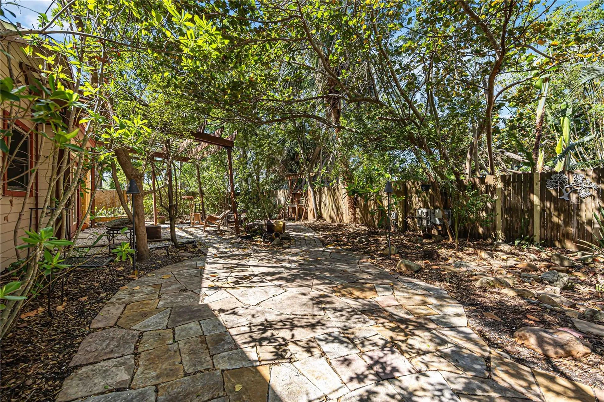1743 8th Street Sarasota FL 34236