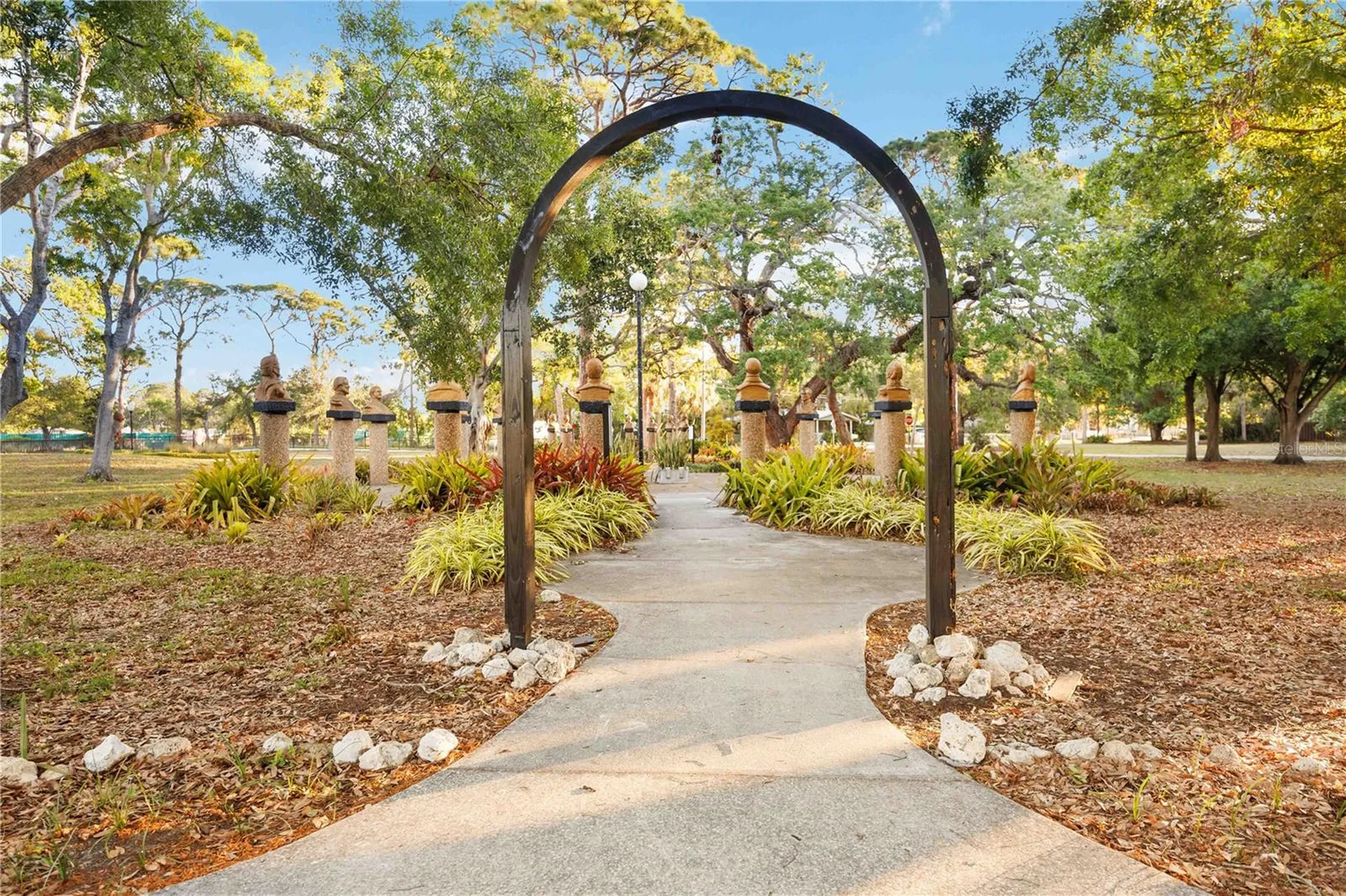 1743 8th Street Sarasota FL 34236