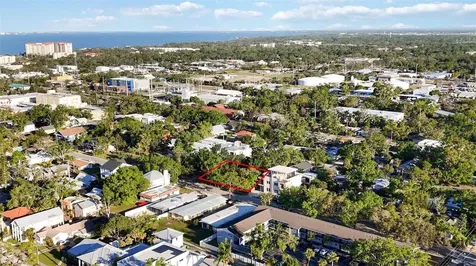 1743 8th Street Sarasota FL 34236