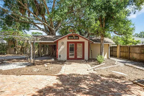 1743 8th Street Sarasota FL 34236