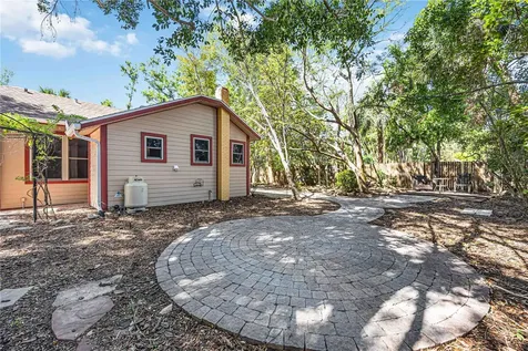 1743 8th Street Sarasota FL 34236
