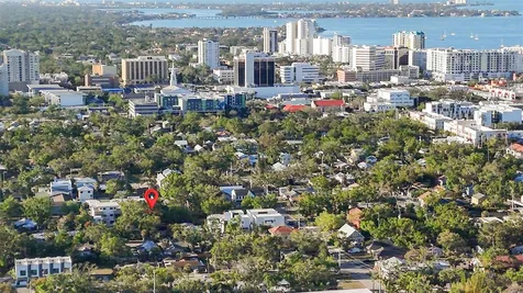 1743 8th Street Sarasota FL 34236
