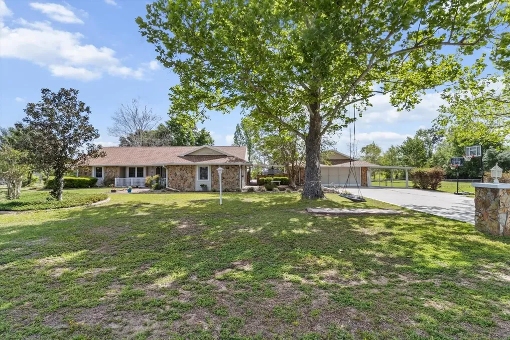 8921 S Thoroughbred Point Inverness FL 34452