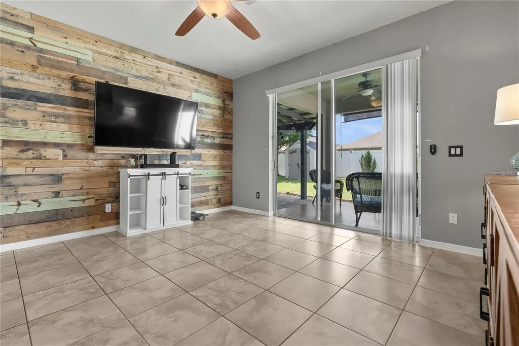 2517 Isabela Terrace Kissimmee FL 34743
