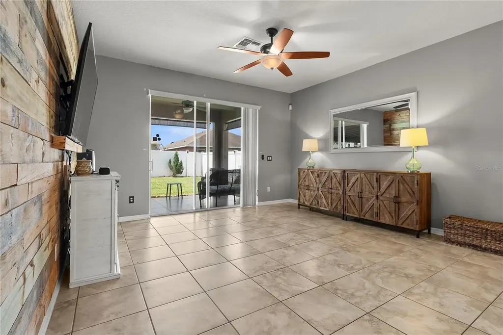 2517 Isabela Terrace Kissimmee FL 34743
