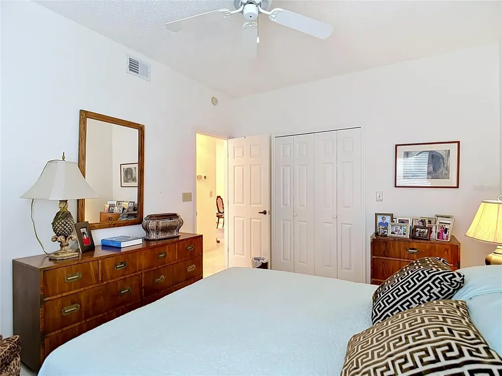 1260 Clays Trail Oldsmar FL 34677