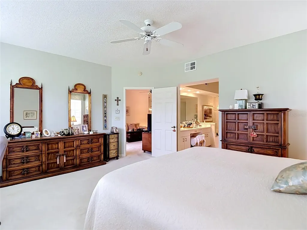 1260 Clays Trail Oldsmar FL 34677