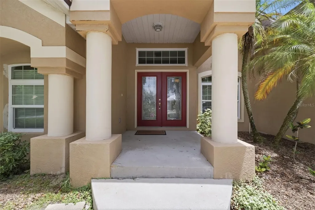 2112 Heritage Crest Drive Valrico FL 33594