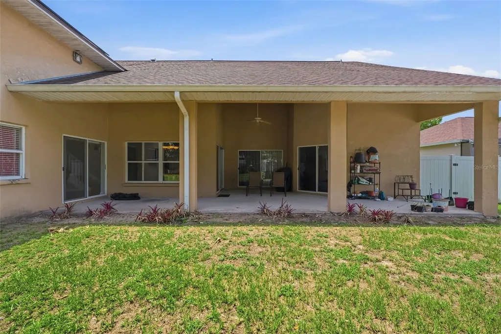 2112 Heritage Crest Drive Valrico FL 33594