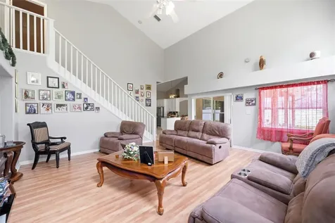 2112 Heritage Crest Drive Valrico FL 33594