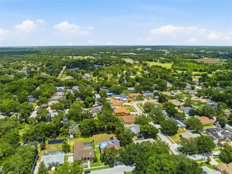 2112 Heritage Crest Drive Valrico FL 33594