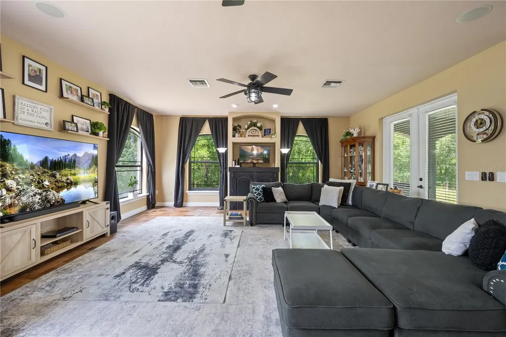 5920 Edgerton Avenue Orlando FL 32833