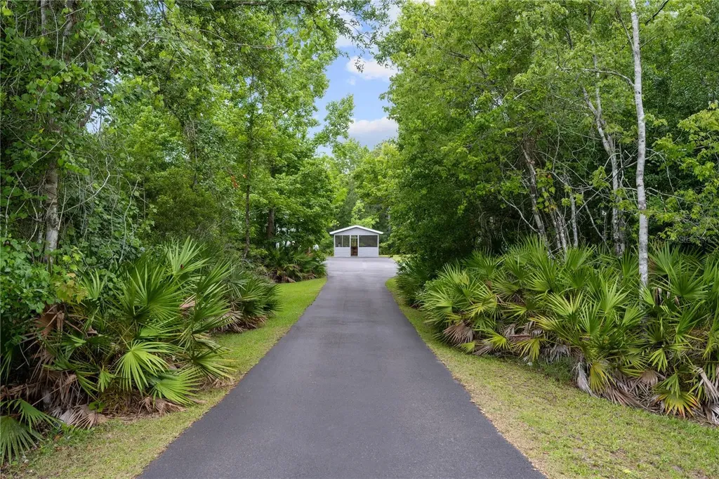 5920 Edgerton Avenue Orlando FL 32833