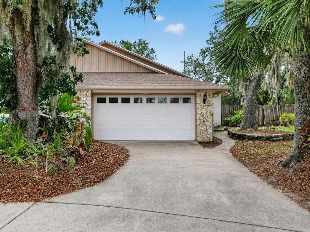 5298 Indian Laurel Court Orlando FL 32808