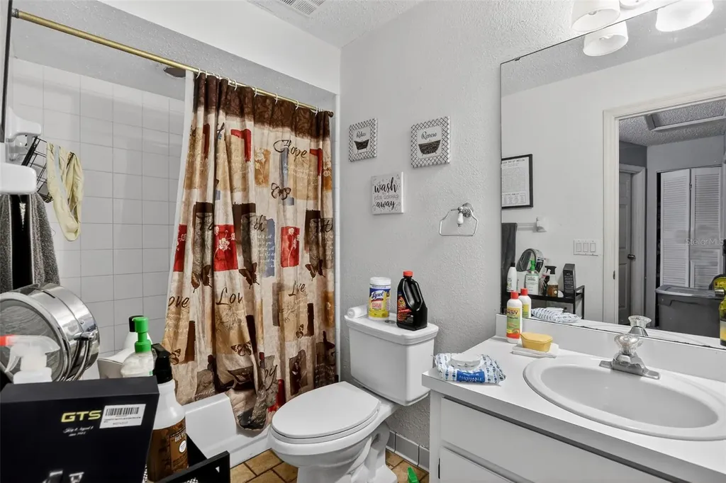 5298 Indian Laurel Court Orlando FL 32808