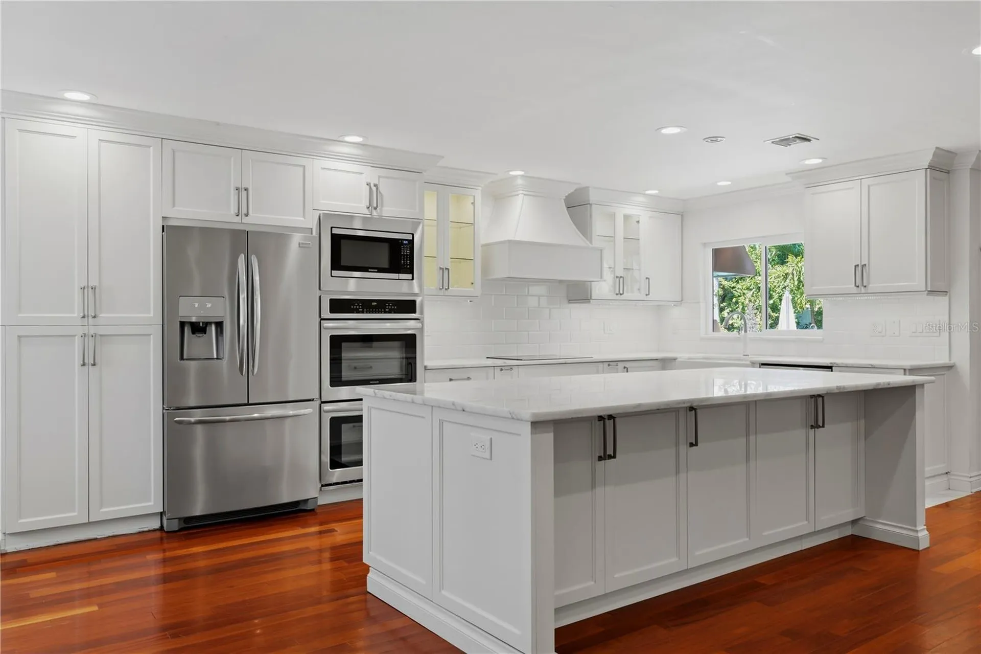 1124 Seville Lane NE St Petersburg FL 33704