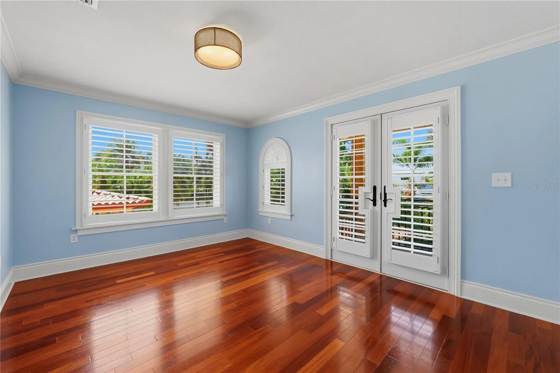 1124 Seville Lane NE St Petersburg FL 33704