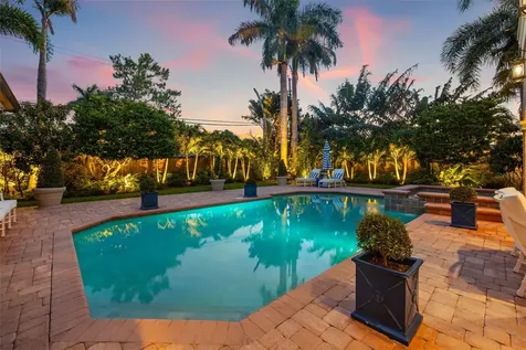 1124 Seville Lane NE St Petersburg FL 33704