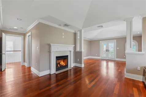 1124 Seville Lane NE St Petersburg FL 33704