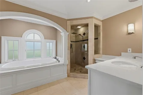 1124 Seville Lane NE St Petersburg FL 33704