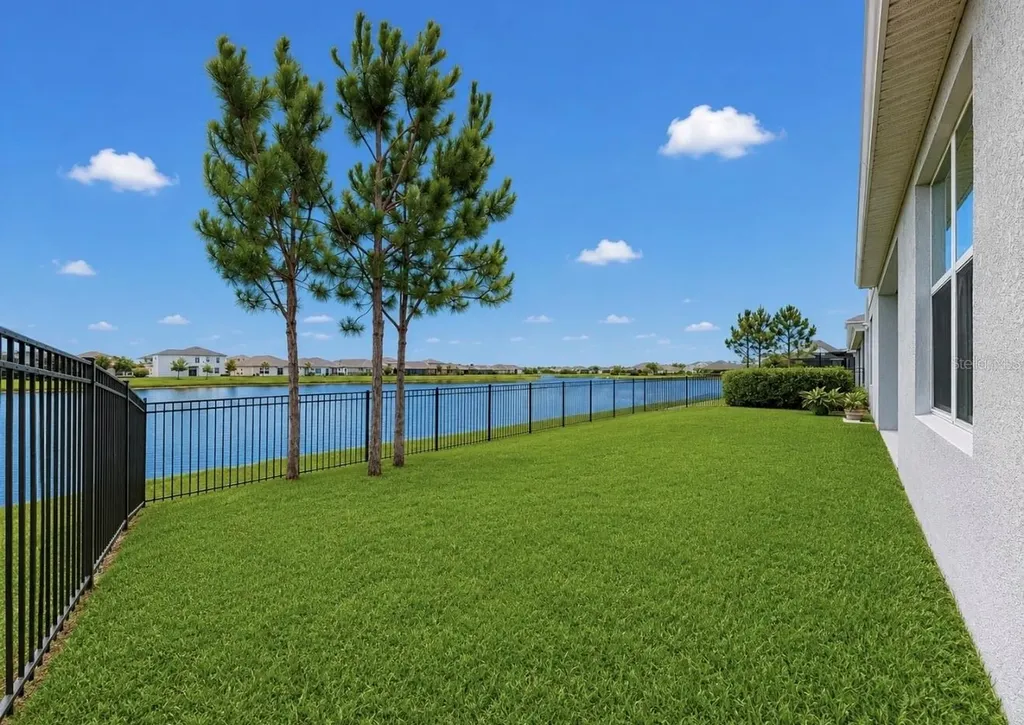 5206 Gavella Cove Palmetto FL 34221