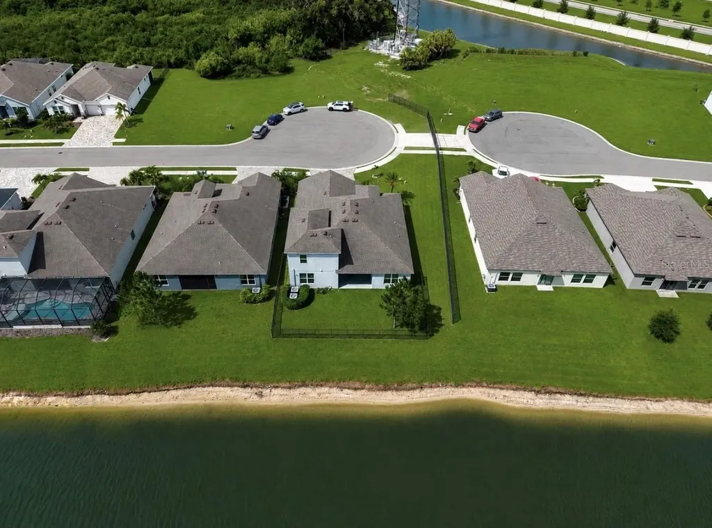 5206 Gavella Cove Palmetto FL 34221