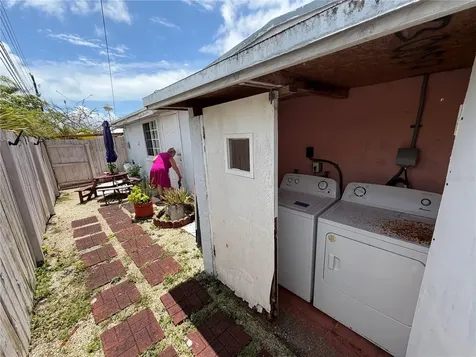18615 SW 98th Avenue Miami FL 33157