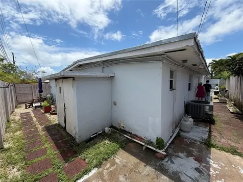 18615 SW 98th Avenue Miami FL 33157