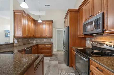 8473 Island Palm Circle Orlando FL 32835