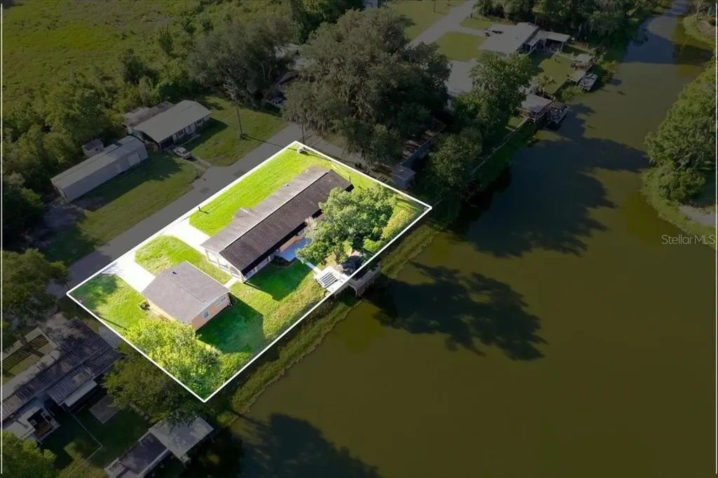 928 S Shad Terrace Inverness FL 34450