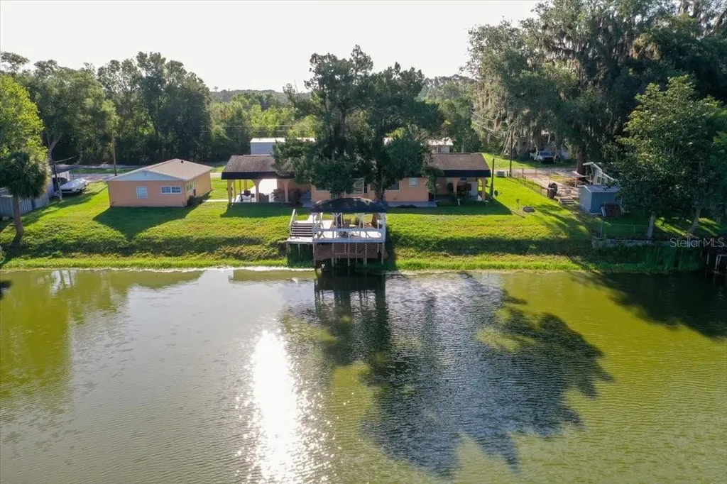 928 S Shad Terrace Inverness FL 34450