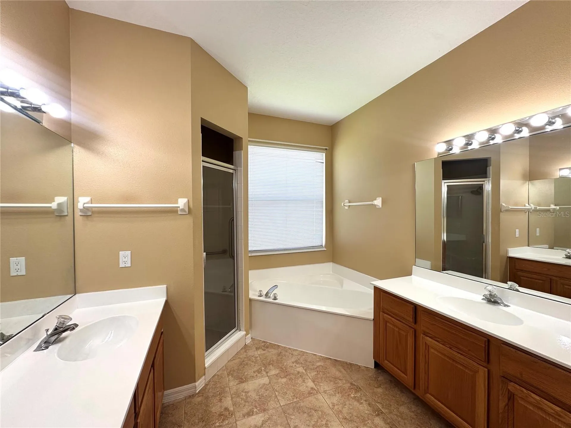 10118 Shortwood Lane Orlando FL 32836
