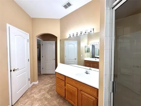 10118 Shortwood Lane Orlando FL 32836