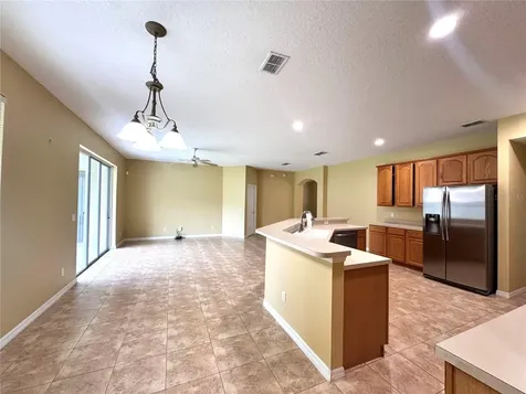 10118 Shortwood Lane Orlando FL 32836
