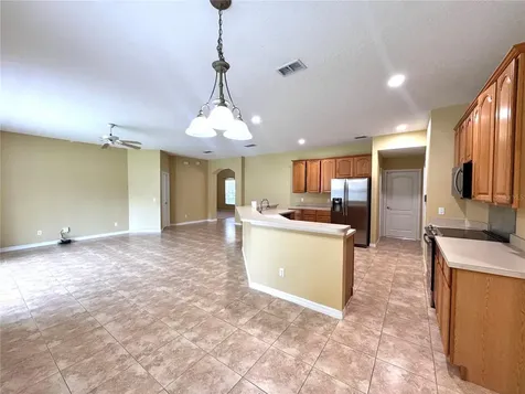 10118 Shortwood Lane Orlando FL 32836