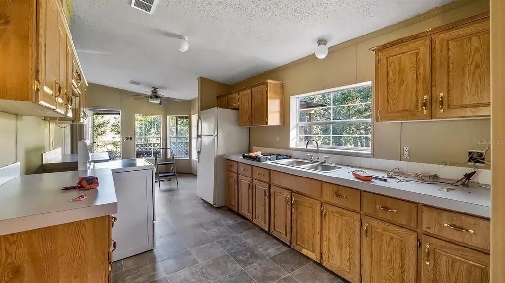 23158 Loop Road Groveland FL 34736